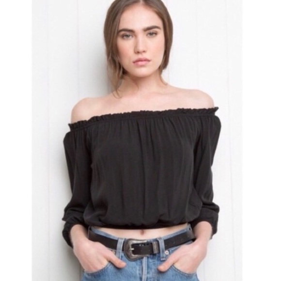 Brandy Melville Tops - Brandy Melville Off Shoulder Crop Top
